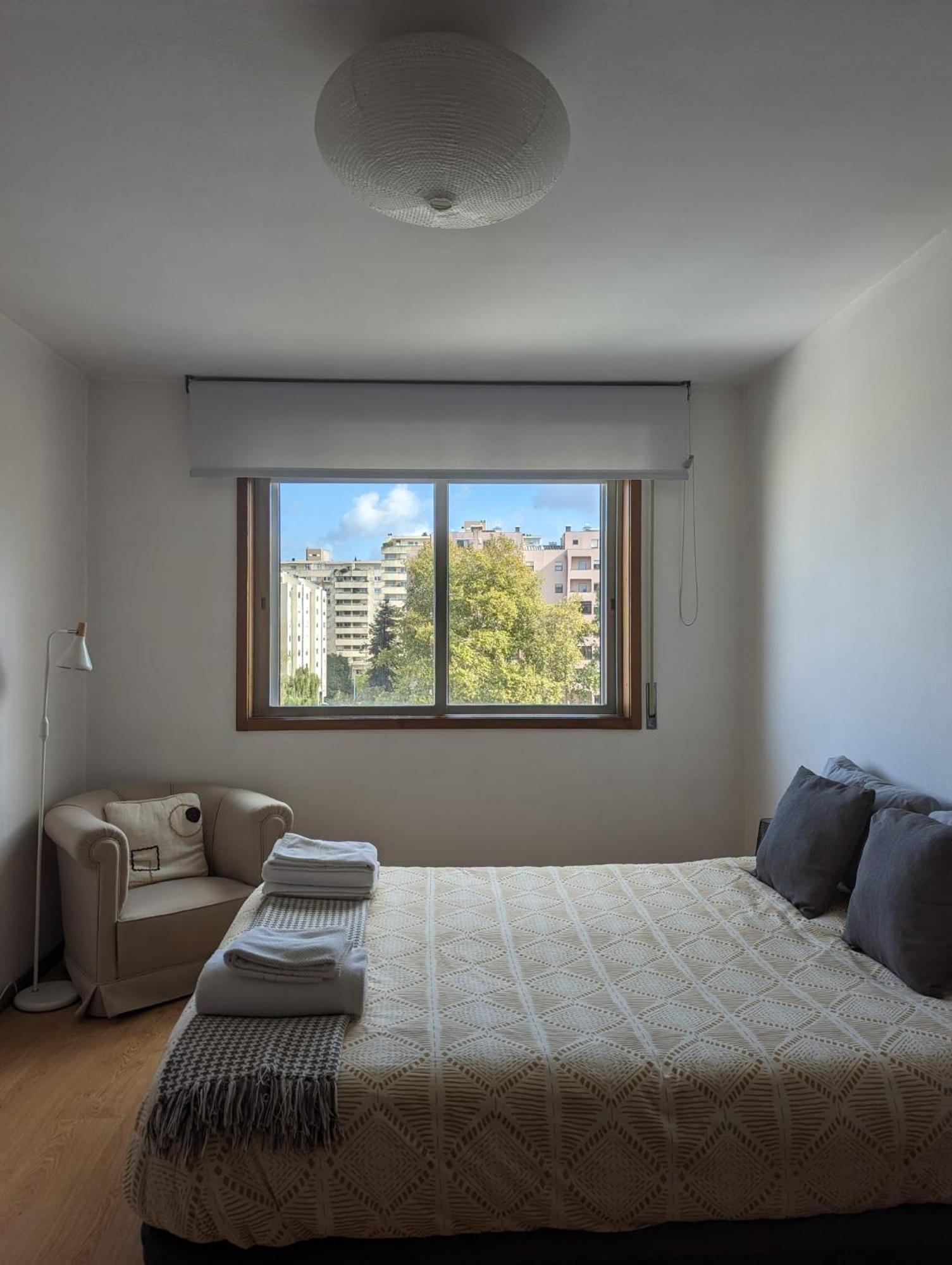 Pine Tree Apartment Porto Luaran gambar
