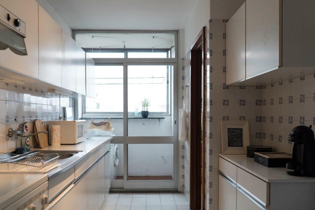 Pine Tree Apartment Porto Luaran gambar